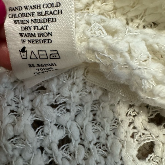 Ann Taylor White V Neck Sweater - size Medium - Picture 4 of 4